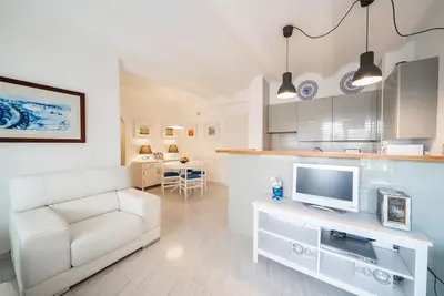 Image de Appartement Ă L'Escala avec vue sur mer