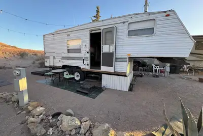 Image de Cozy Rv Park located on 21 acres overlooking Elephant Butte with beautiful pool