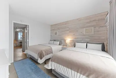 Image de 1bd Sleeps 4 w/ Pool + Parking 5 min to beach