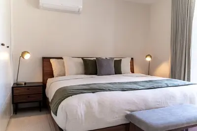 Image de Modern getaway w/pool in the heart of the city | Centro