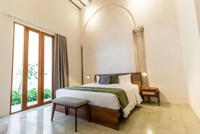 Image de Light and spacious two bedroom apartment with pool