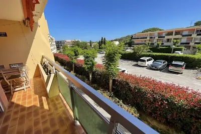 Image de Deux Pieces Cabine Climatise Entierement Renove