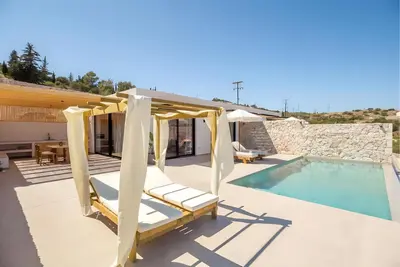 Image de Villa 'One-Bedroom For 2' avec vue sur la mer, Wi-Fi et climatisation