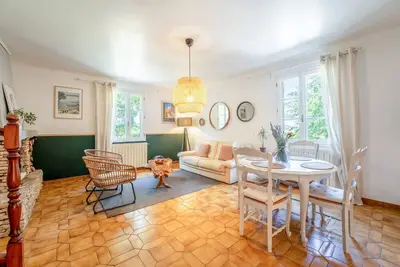 Image de Face au Ventoux – Maison cosy avec vue montagne et confort cyclo