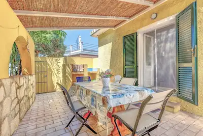 Image de Appartement 'Stecchi Mare' avec terrasse privée et climatisation