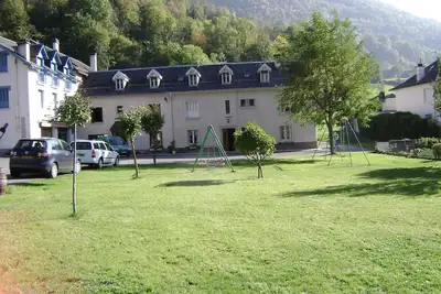 Image de Appartement 'Maison Cazaux - Appt 4' avec vue sur la montagne, jardin partagé et Wi-Fi