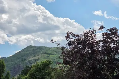 Image de Foothills Valley Retreat - Read Description Below