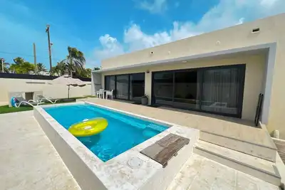 Image de Tebenki Villa · *New 3br Villa + Pool + Fully Ac