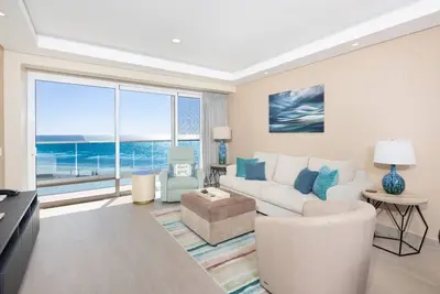 Image de Beachy Condo - 2br/2b