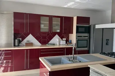 Image de Appartement sur la route et proche des marchés de Noël