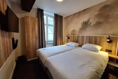 Image de Stay in Scenic Thorn – Beautiful Dutch Room Steps from Culture, Dining & Trails