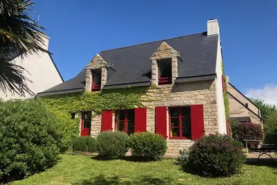 Image de Maison familiale spacieuse pour 6 pers. à 200m du Golfe du Morbihan, Kerners