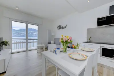 Image de Mgh- Ora del Garda Lakeview Apartment