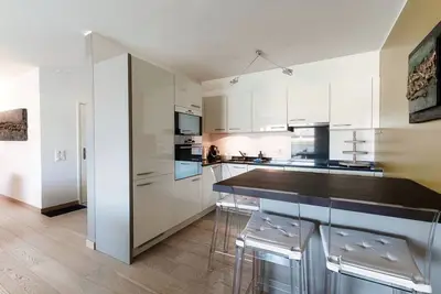 Image de Appartement moderne avec terrasse près de Lugano (Sandi Luxury Apartment)