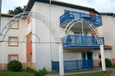 Image de T2 Dans Belle Residence Calme En Lisiere De Foret A 5mn Des Plages