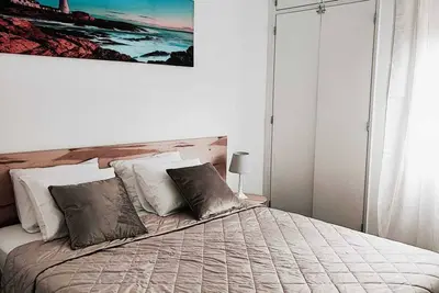 Image de O. Li Apart Estoril 10 min walk from the beach, 40 min by train to Lisbon.