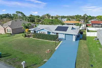Image de Charming 3-bedroom house with WiFi and Ac in brilliant Port St. Lucie
