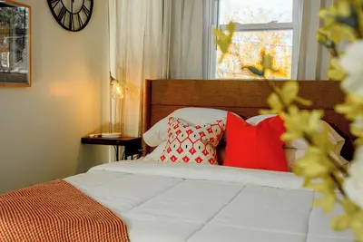 Image de Elevated Charm Modern 2br Near Nyc | Ideal for Travel Nurses