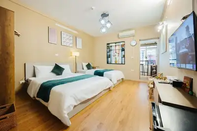 Image de MocVien Homestay-Apt 2bd in French quarter close to Opera house & Hoan Kiem lake