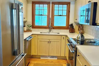 Image de Blue Ridge Cottage Maple Nest Carriage house on Crystal Lake