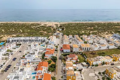 Casa Safira\nBeautiful Townhouse, located just a five-minute walk from the beach.