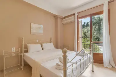 Image de Chambre 'Double Mountain View 1' avec Vue Montagne, Wi-Fi et Climatisation