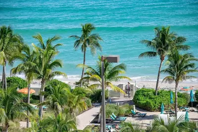 Image de Right on the beach of Hollywood resort condo 2b/2b