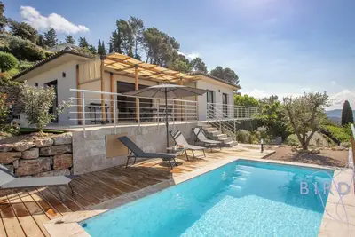 Image de Superbe villa néo-provençale, piscine, climatisée et vue dégagée