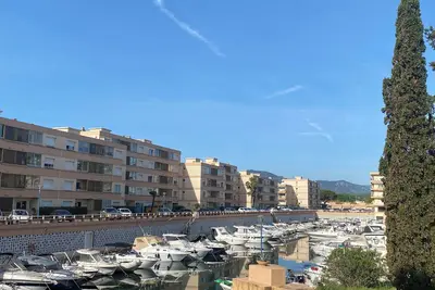 Image de Location appart Mandelieu 4 pers(Piscines privées, garage, 1, 5 km des plages. . . )