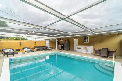 Image de Pool, 4 Bed, 3 Bath, Patio, Parking.