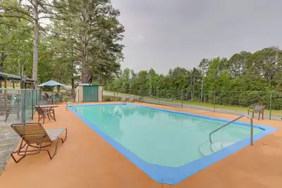 Image de Boat, Swim & Hike: Cottage Near Greers Ferry Lake!