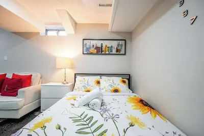 Image de Perfect Studio Getaway | Private Bath & Modern Comfort
