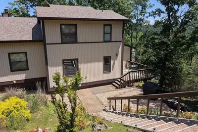 Image de On the Island! Beautiful two bedroom two bathroom condo