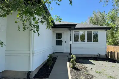 Image de Elegant 3br w/ Patio, Perfect Location