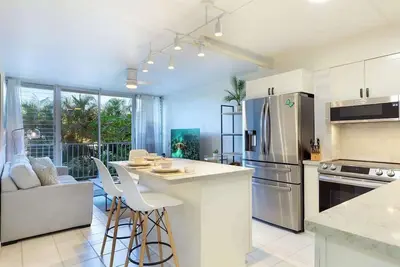 Image de 'Olina New (Pkc 106) ~ 3 Br ~ Ground Floor ~ Pool