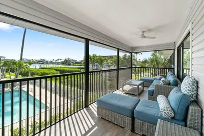 Image de Beach Cottage w/ Heated Pool & More!