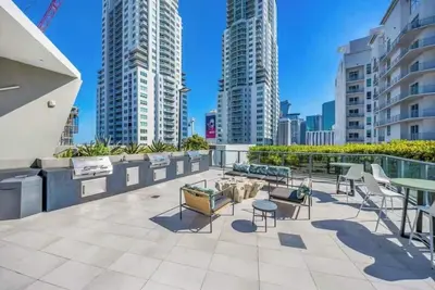 Image de Downtown Miami 1br + Pool, Gym
