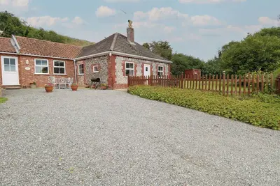 Image de Flint Cottage, family friendly, with a garden in Caister-On-Sea
