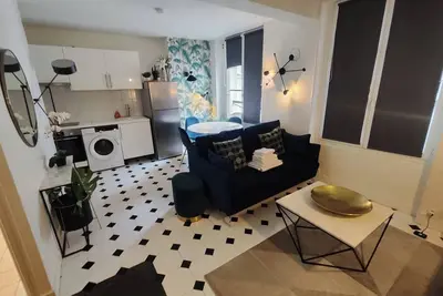 Image de Appartement refait à neuf à 2 pas de République