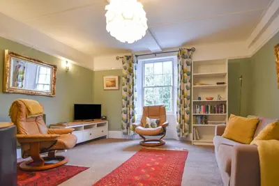 Flat 3, St Agnes House, pet friendly in Lyme Regis