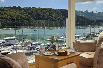 Image de 22 Dart Marina, family friendly, luxury holiday cottage in Dartmouth