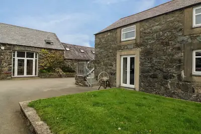 Image de Dinas, pet friendly, with pool in Pwllheli