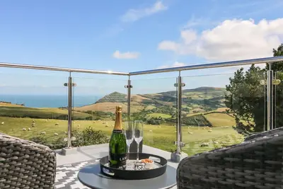 Buddicombe House, pet friendly, with open fire in Combe Martin