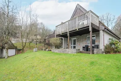 Image de 24 Valley Lodge, pet friendly, with pool in Drakewalls