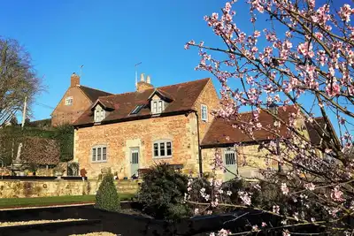 Image de New Elms Farmhouse, pet friendly in Melbourne, Derbyshire