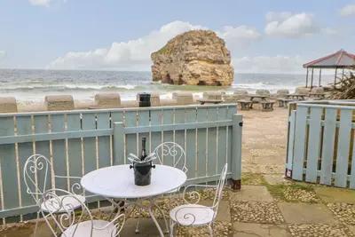 Image de The Beach Apartment, pet friendly, with a garden in South Shields