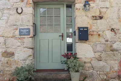 Image de Swallow Cottage, pet friendly, with a garden in Sticker