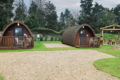 Image de Charlottes, romantic, with a garden in Holbeach