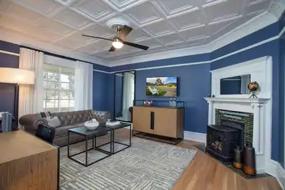 Image de 1-Bedroom Suite at a 4. 5⭐️ Hotel