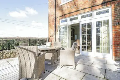 Image de Oak, pet friendly, with pool in Kintbury